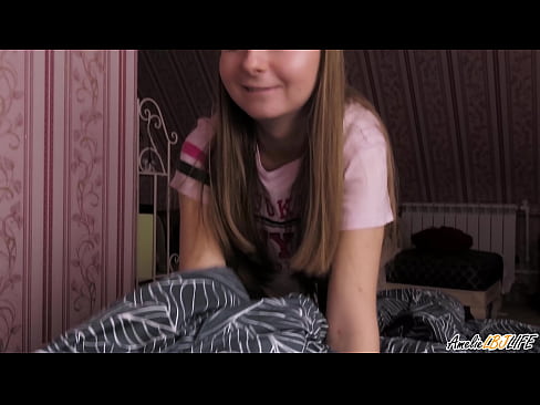 ❤️ Blondie оның BFF-ны терең сорып, аузына шәует алады Порно бойынша бізде ❌❤